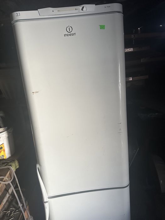 Продам холодильник с доставкой