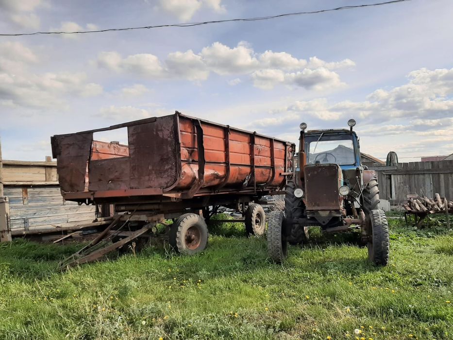 продам трактор..