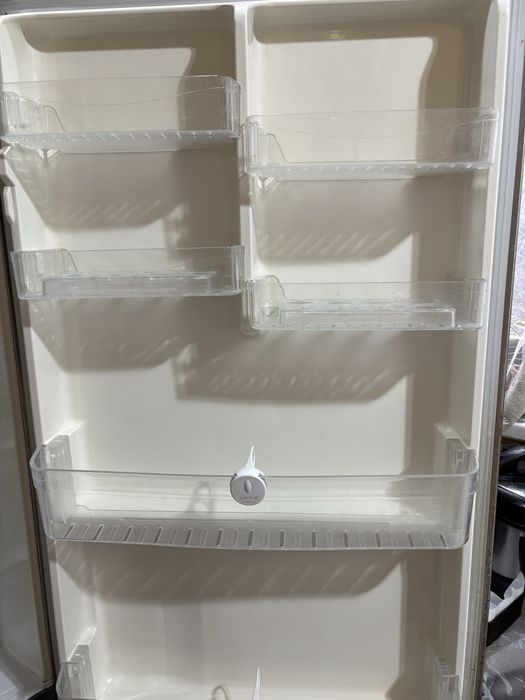 Холодильник Panasonic NR-B651R