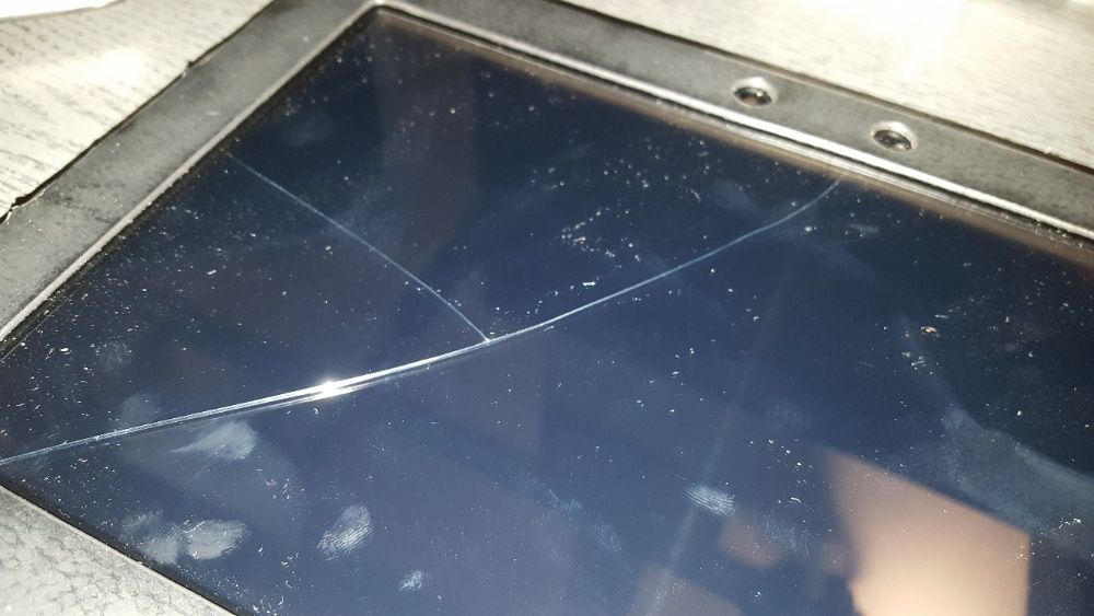 Tableta Asus Transformer TF-300T [necesita inlocuirea ecranului]