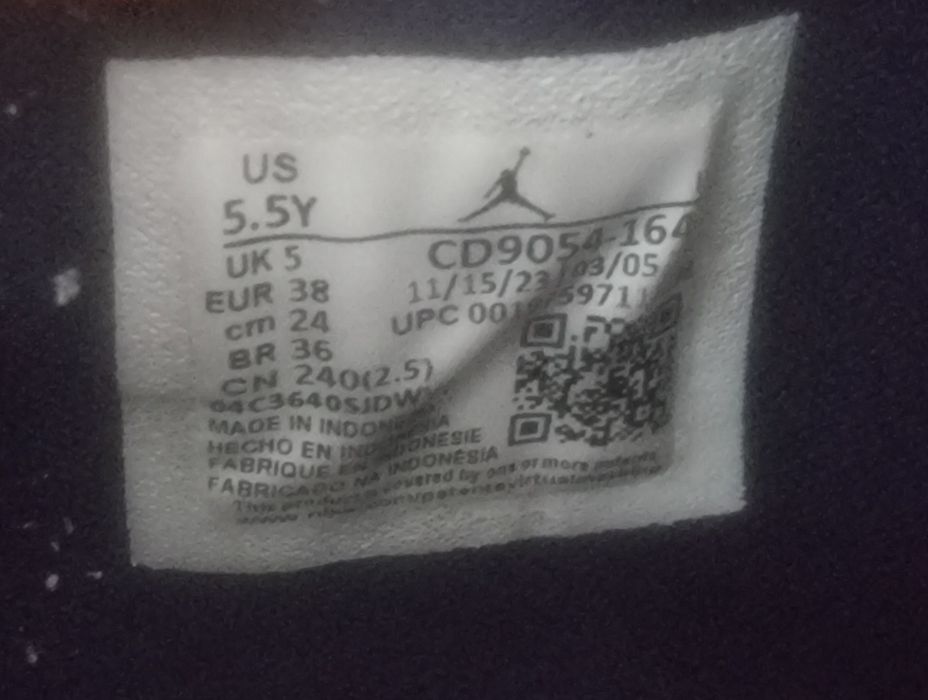 Adidasi jordan marimea 38