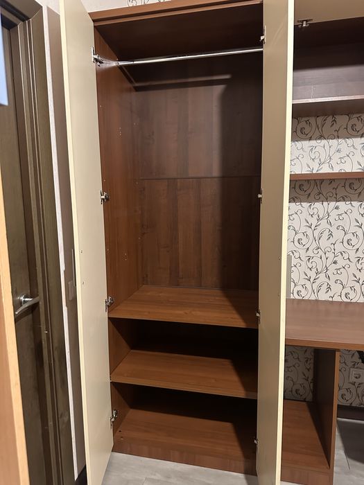 Детская стенка с компьютерным столом