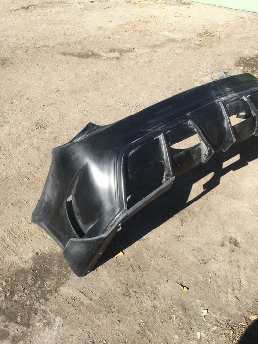 Продам бампер на Шевроле Круз