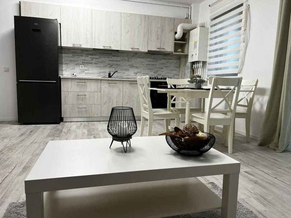 Apartament 3 camere de inchiriat/zona linistita/Titan