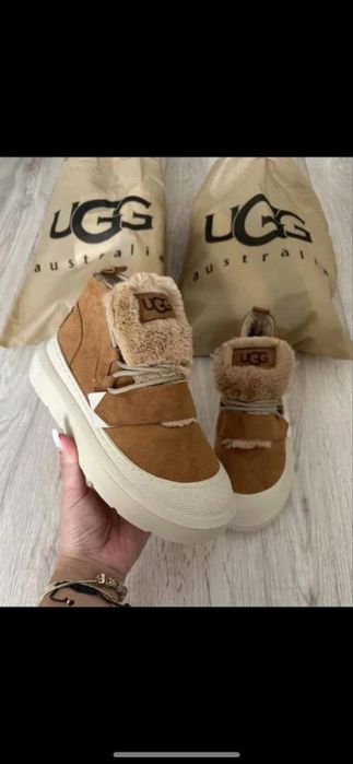 Дамски обувки UGG на промоция.