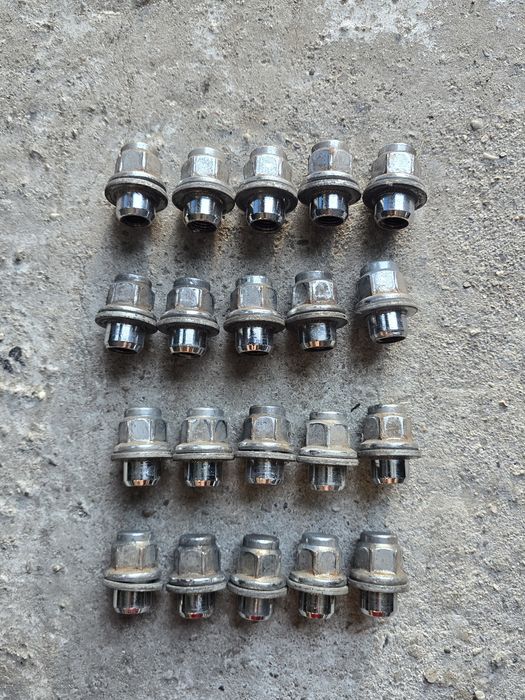 Гайки джанти 12х1,5 ключ 21