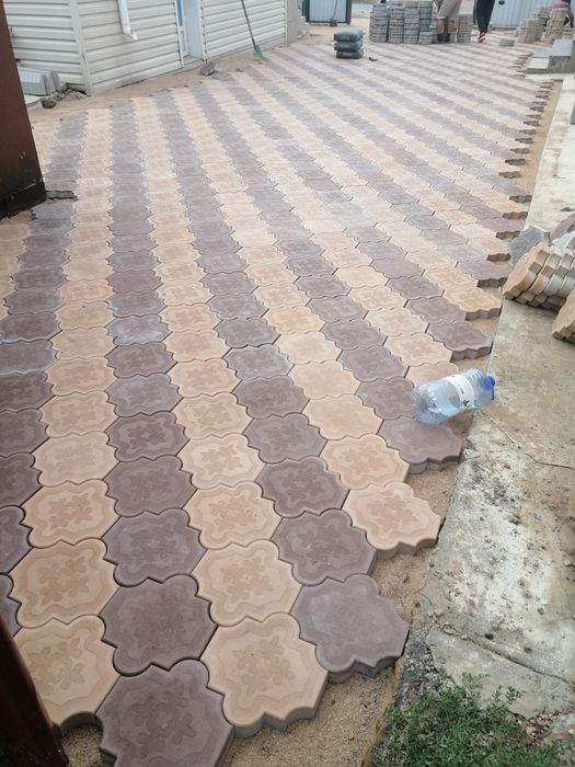 Укладка брусчатки и асфальта