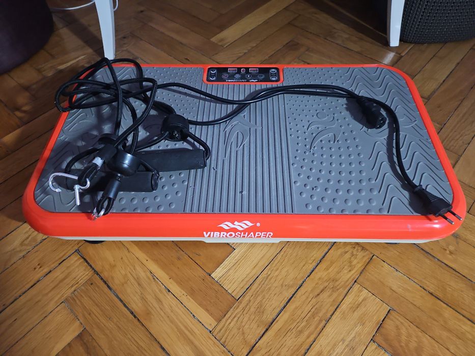 Aparat de vibromasaj – aproape nou