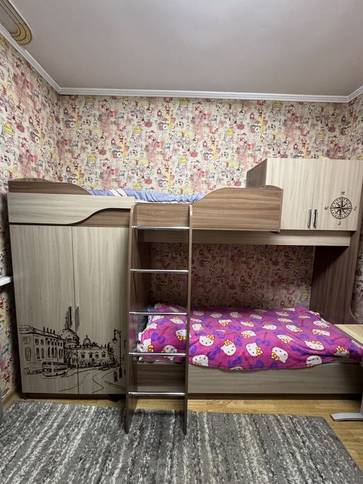 Кровать двухъярусная