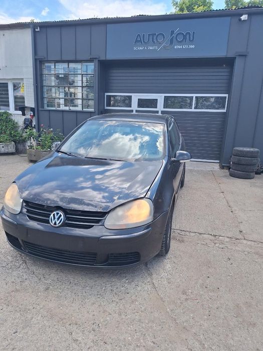 Dezmembrez Volkswagen Golf V 1K1 2003 1.9 Tdi Bkc 77Kw|105Hp
