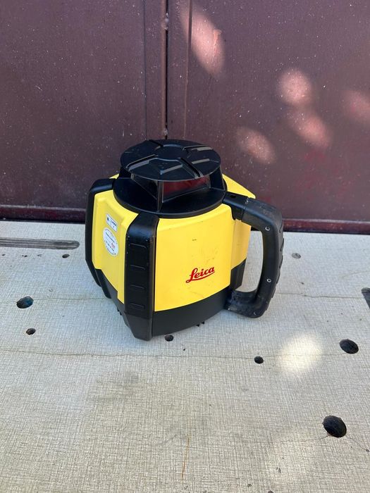 Nivela laser Leica Rugby 610