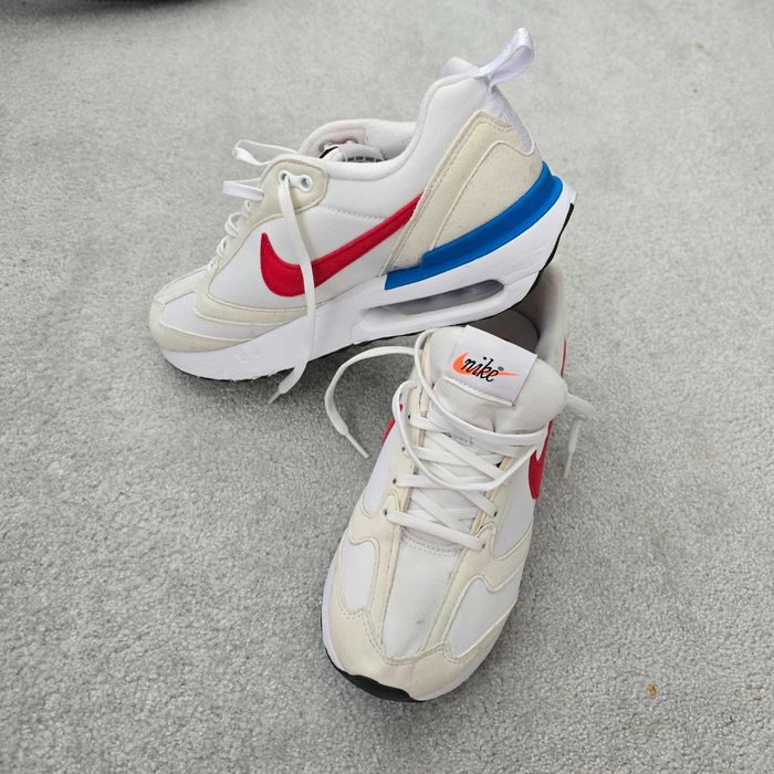 Маратонки NIKE, 38 номер