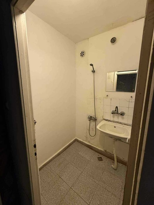 Продава се Едностаен апартамент в София, Люлин - център - 45 кв.м за 2556 €/кв.м - Снимка #2