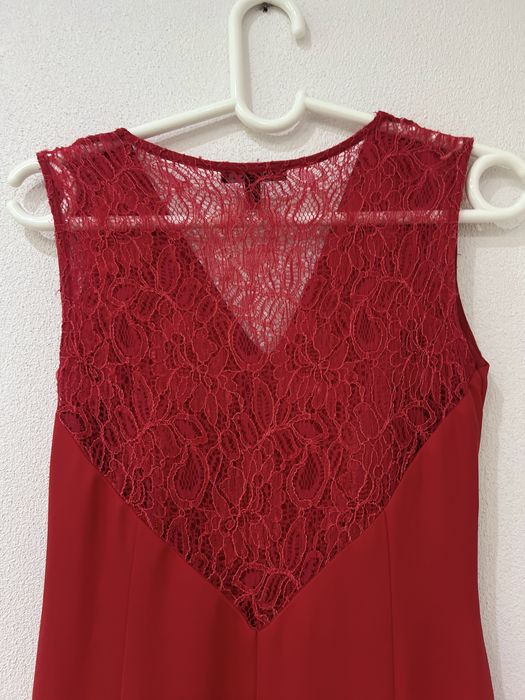 Официална рокля с дантела