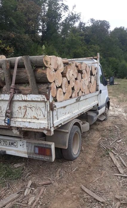 Lemn de foc ,camion sau camioneta