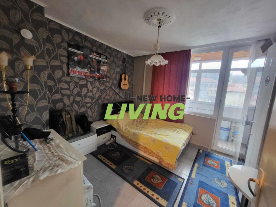 Продава се Тристаен апартамент в Габрово, Хаджицонев мост - 70 кв.м за 786 €/кв.м - Снимка #2