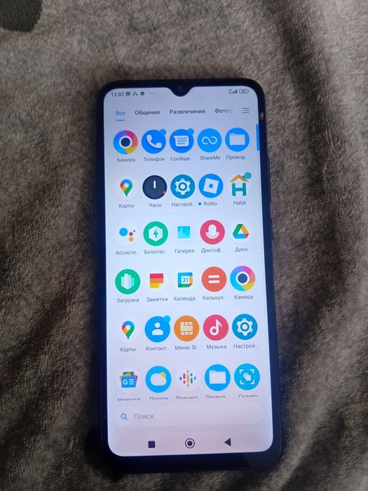 Телефон POCO в отличном состоянии.