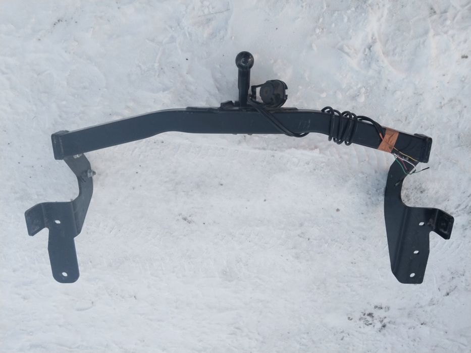 Продам фаркоп раф 4 2012/2018