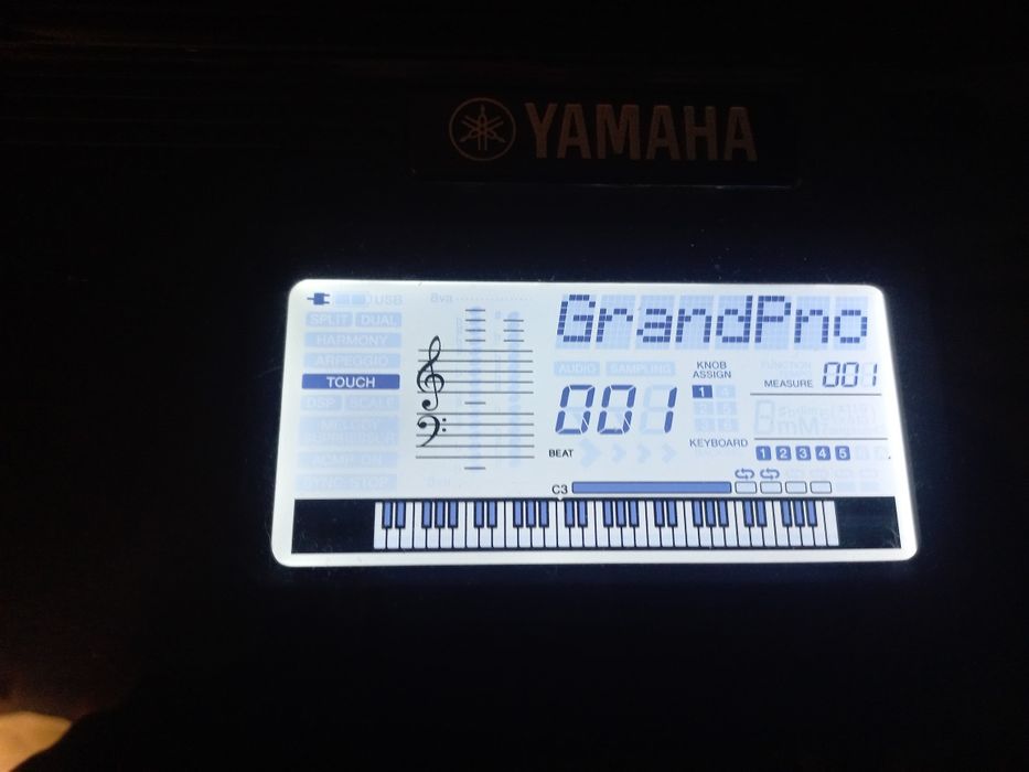 Orga electronica yamaha e463
