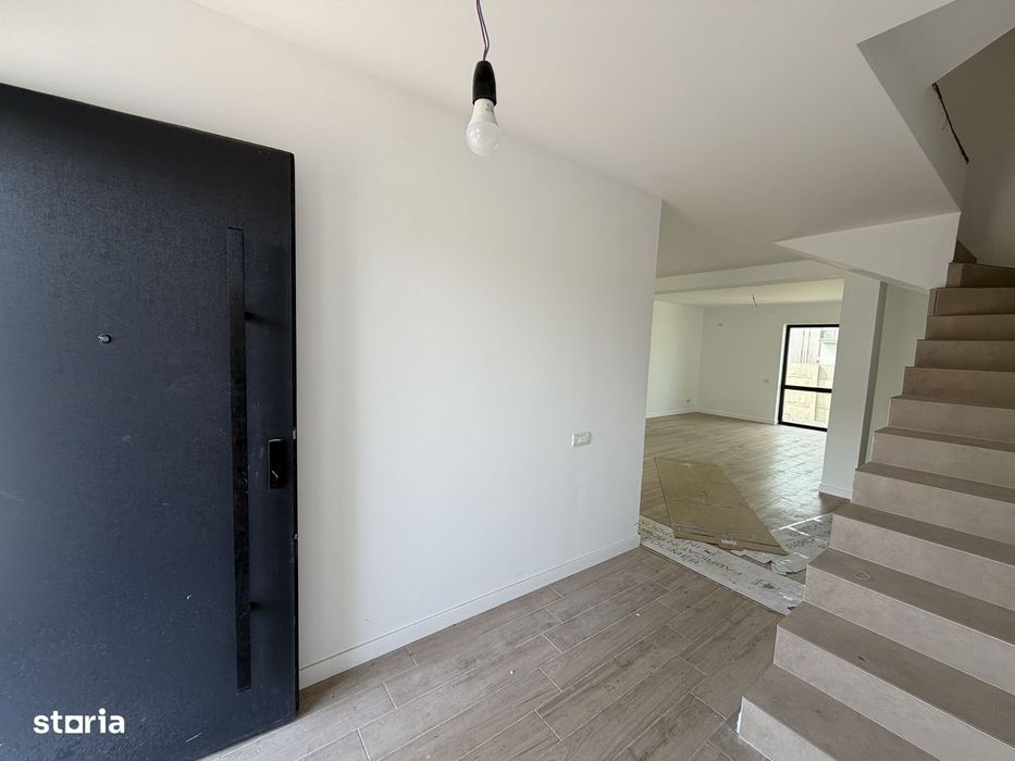 Vila tip duplex P+1+M / Bragadiru Cartierul Independentei / statie stb