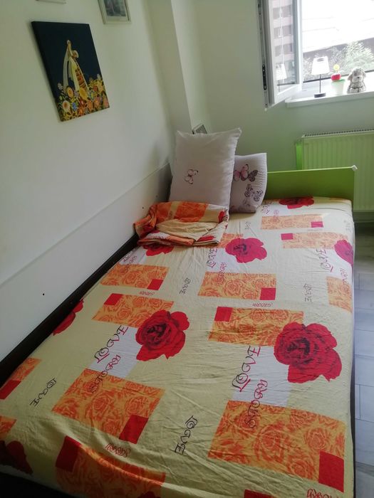 Mobila de tineret cu pat și saltea