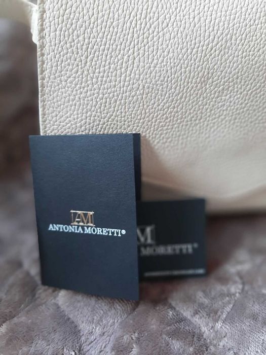 Чанти Antonia Moretti , Nine west, Desigual, Valentino