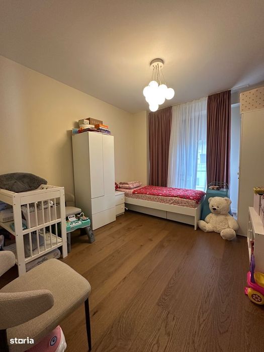 Penthouse spectaculos cu 3 dormitoare și terasă de 250 mp | Zona Herăs