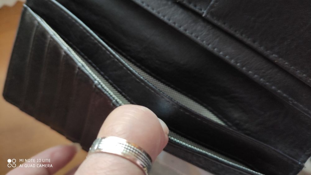 Дамски портфейл Fossil