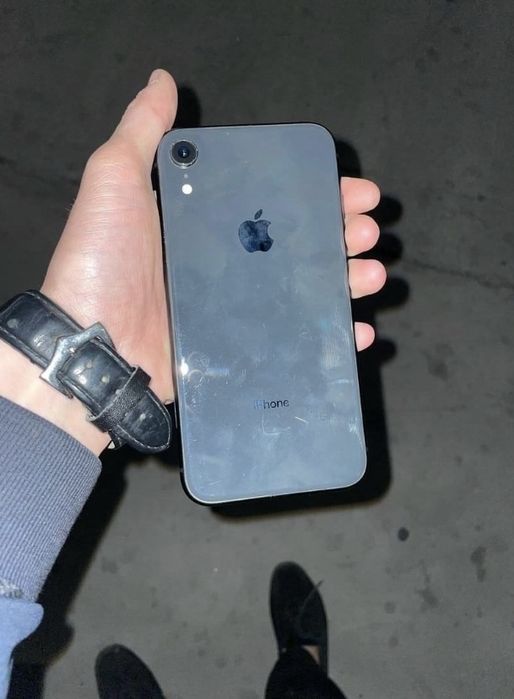 iphone xr 64gb yomkst 76%