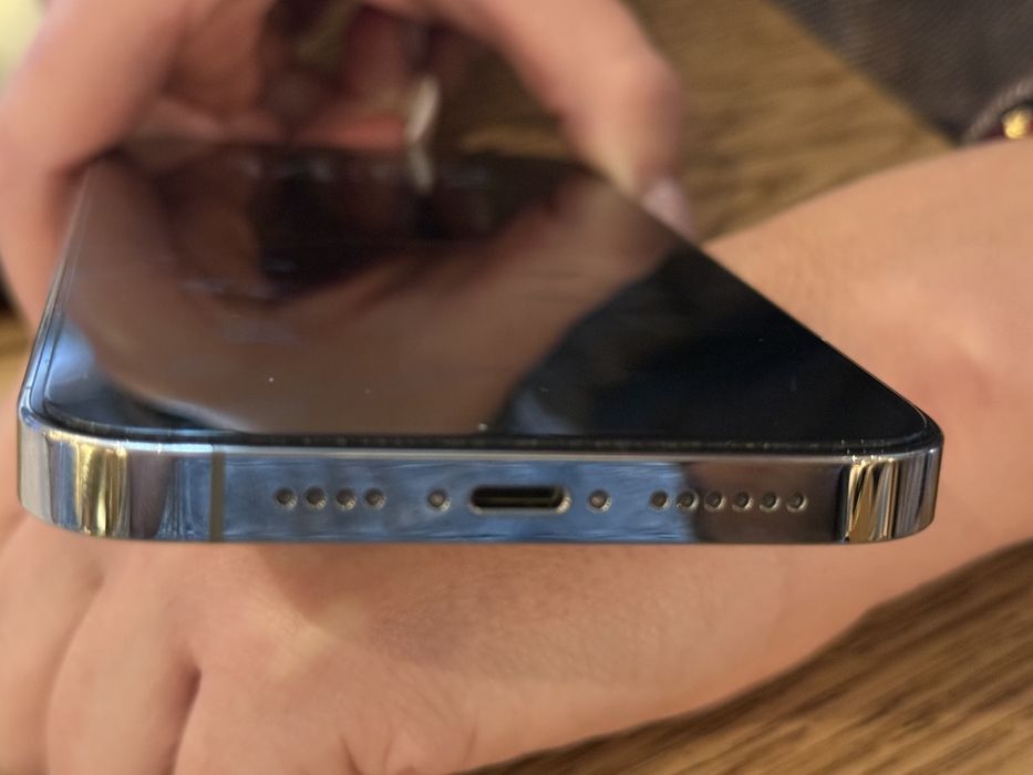 Iphone 14 max pro gold