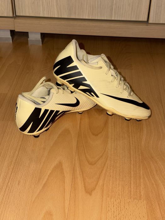 Adidasi fotbal Nike copii - crampoane mari - marime 37
