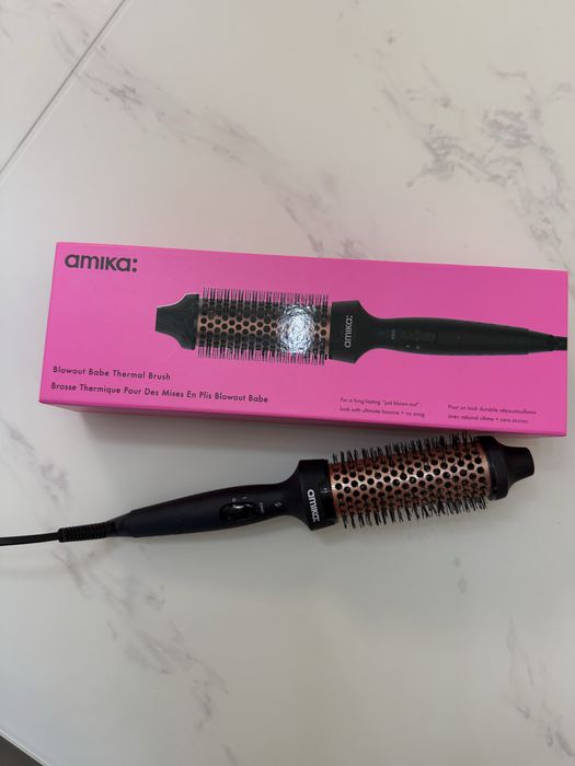 четка за коса Amika Blowout Babe Thermal Brush