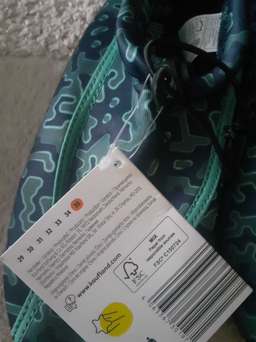 Încălțăminte copii pentru apa