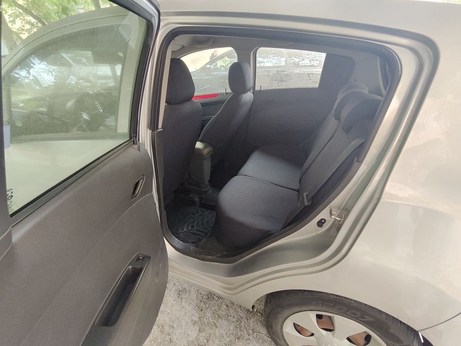 Chevrolet spark 2 позиция