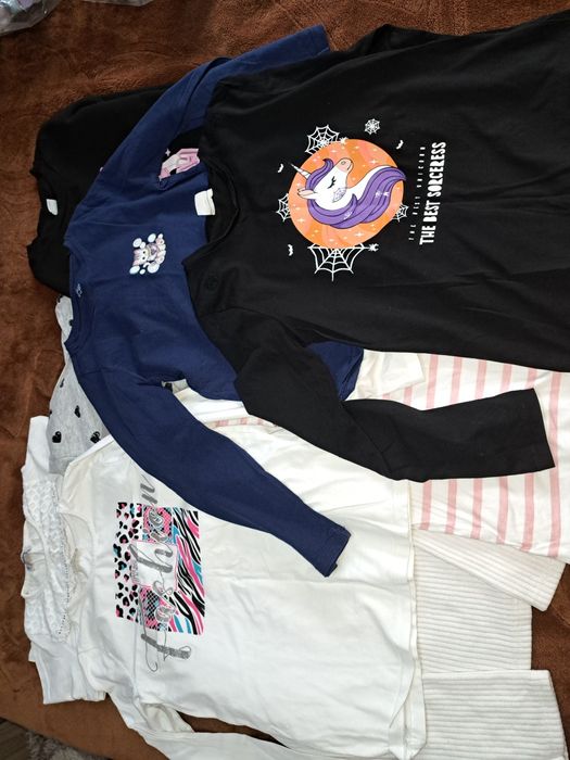 Дрехи за момиче...