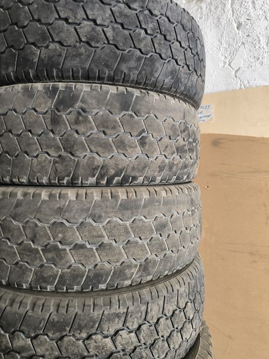 Lassa Шинв 235.65.R16C