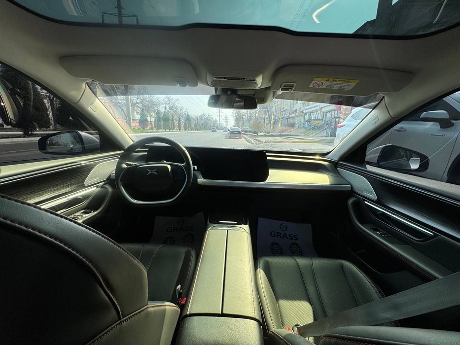 Xpeng p7 электромобиль