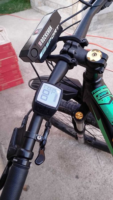 Vănd bicicleta electrică Univega Renegade full suspension