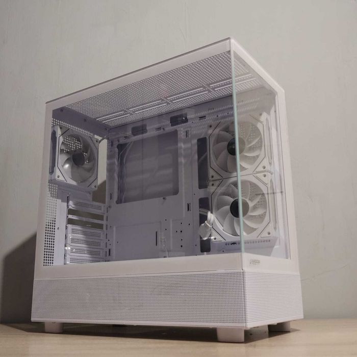 Корпус ARDOR GAMING Crystal CC1 белый