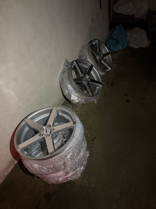 Продавам джанти за бмв 20 ки!