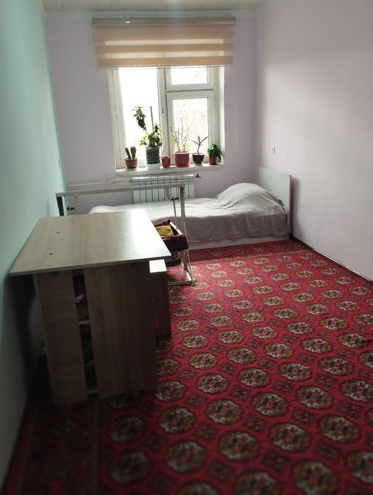 Uchtepa 23 da 2 xona  uy sotiladi. Ipotekaga yoq.