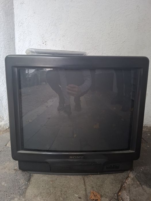 Телевизор Sony Trinitron, модел KV-21DK1 (21 инча).