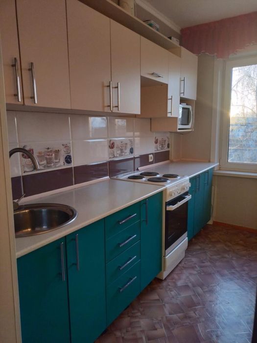 Продается кухонный гарнитур в хорошем состоянии