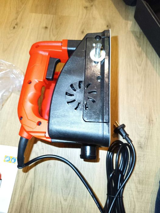 Rindea electrica pentru pereti, eficienta ridicata, 1200W