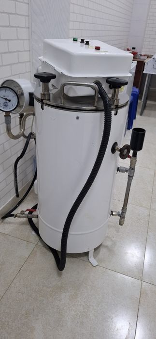 Срочно продам автоклав ВК-30-01 состояние идеальное