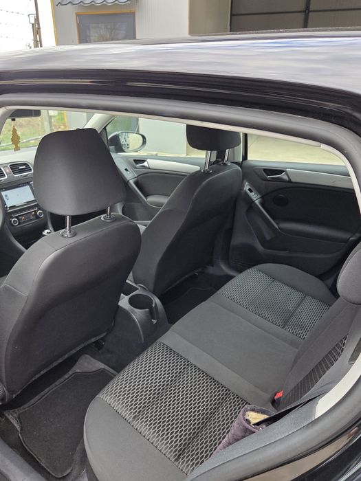 VÂND VW GOLF 6 – 1.2 BENZINĂ – 2011