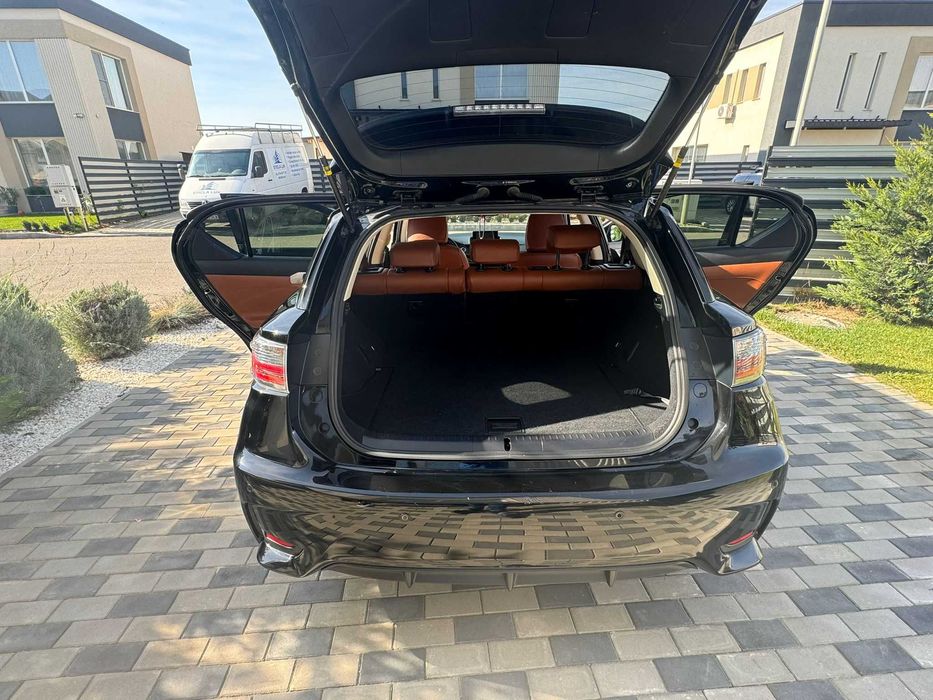 Lexus CT200H Impecabil