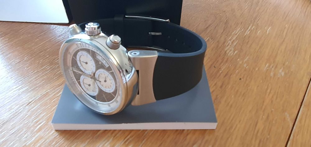 Calvin Klein chronograph date оригинален часовник