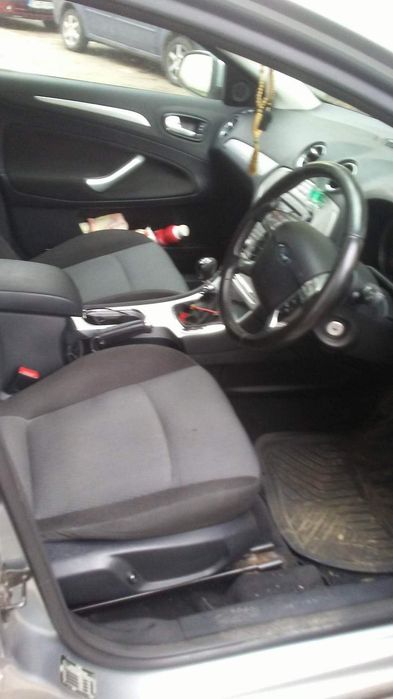 Ford Mondeo mk4 volan dreapta
