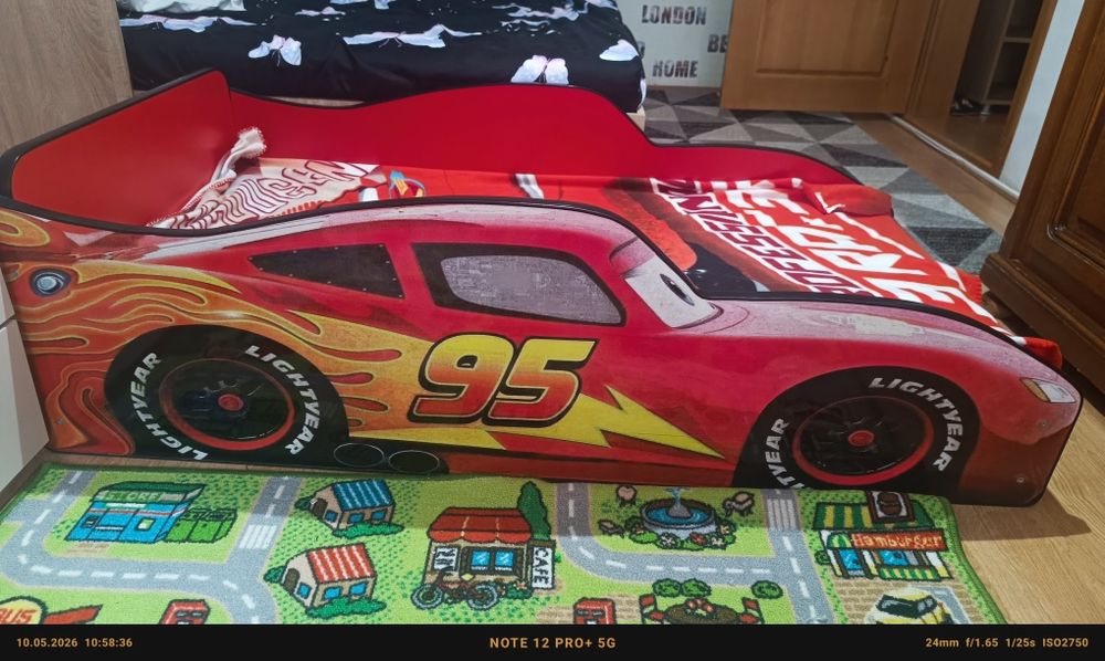 Vând pătuț copil Fulger Mcqueen